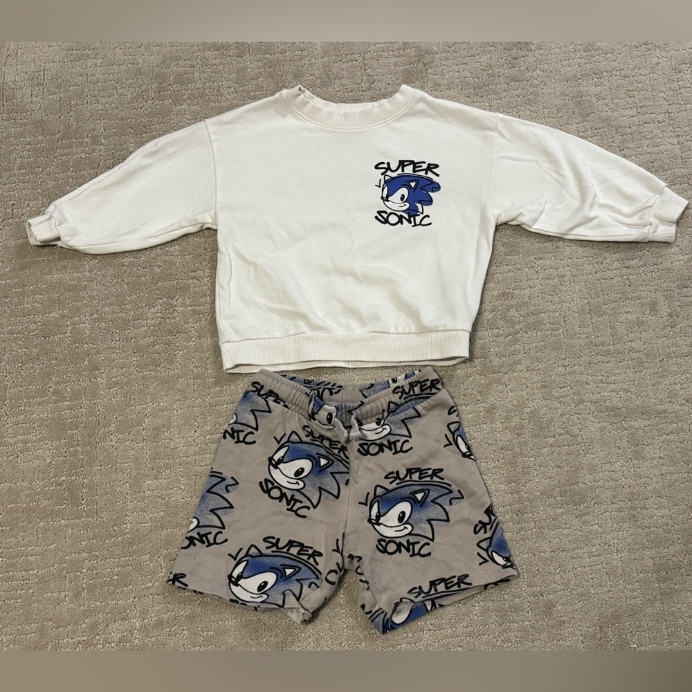H&M Toddler Boy Sonic the Hedgehog Shirt & Short Marching Set 3T